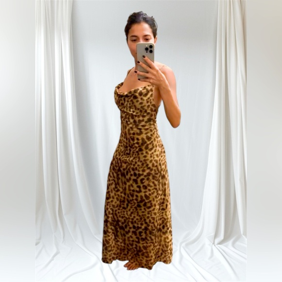 New leopard print spaghetti strap, body con maxi dress w scoop neck, sexy party - Picture 2 of 4